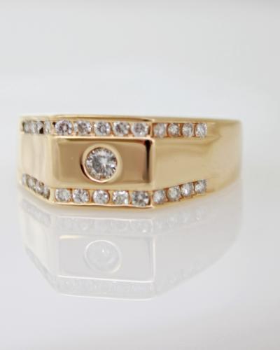 14ky gents square top bezel and channel diamond ring